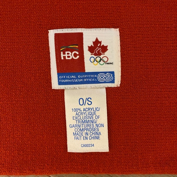HBC Canada Olympic Scarf BNWOT - Picture 3 of 3